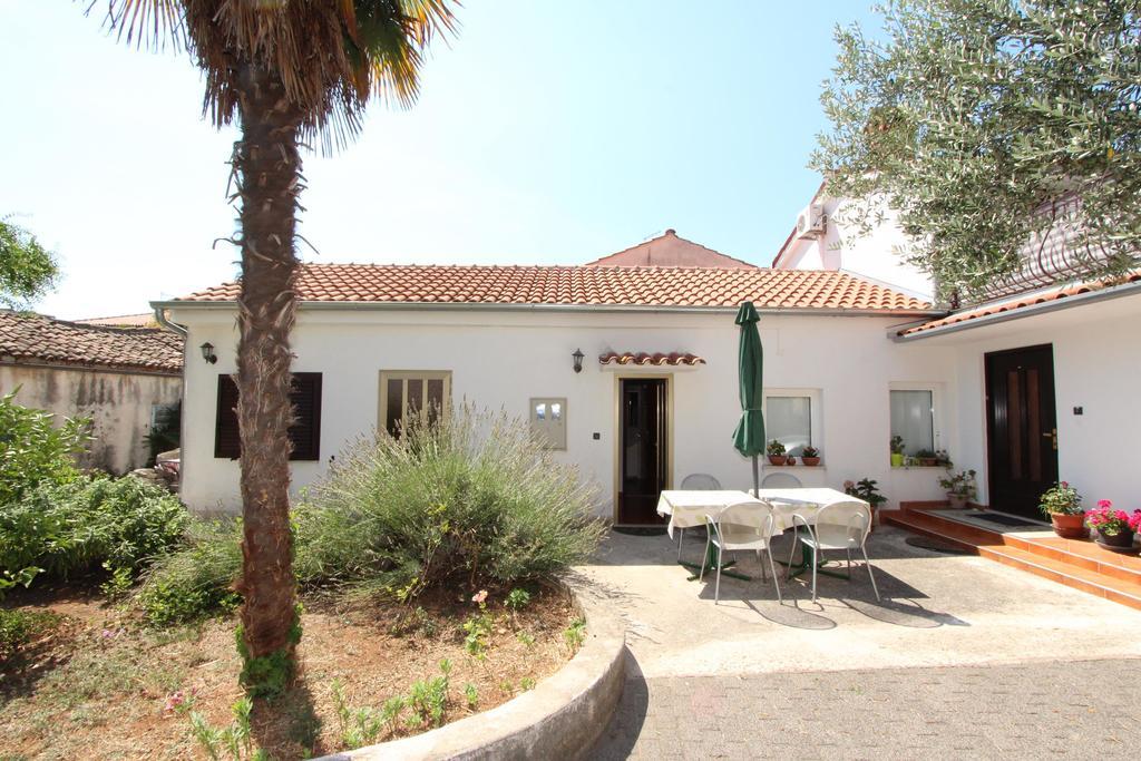 Apartment Olga Rovinj Exterior photo